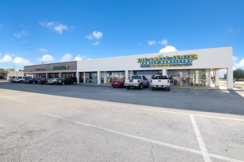 Walzem Plaza Shopping Center Gallery Image