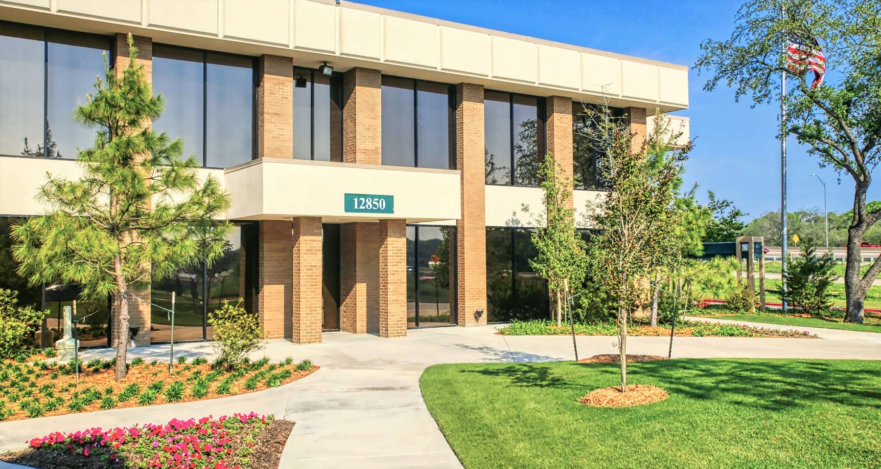 Commercial Plaza Hillcrest Executive Suites & Medical Offices Dallas