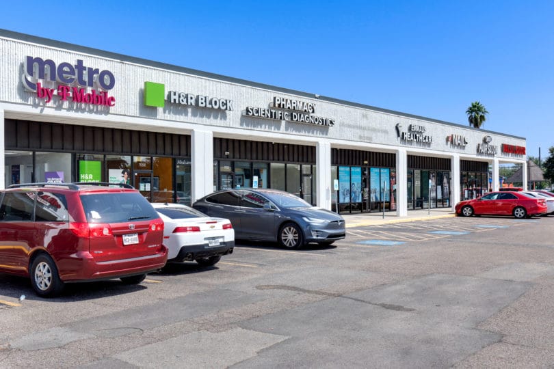 Fondren Road Plaza Shopping Center Gallery Image