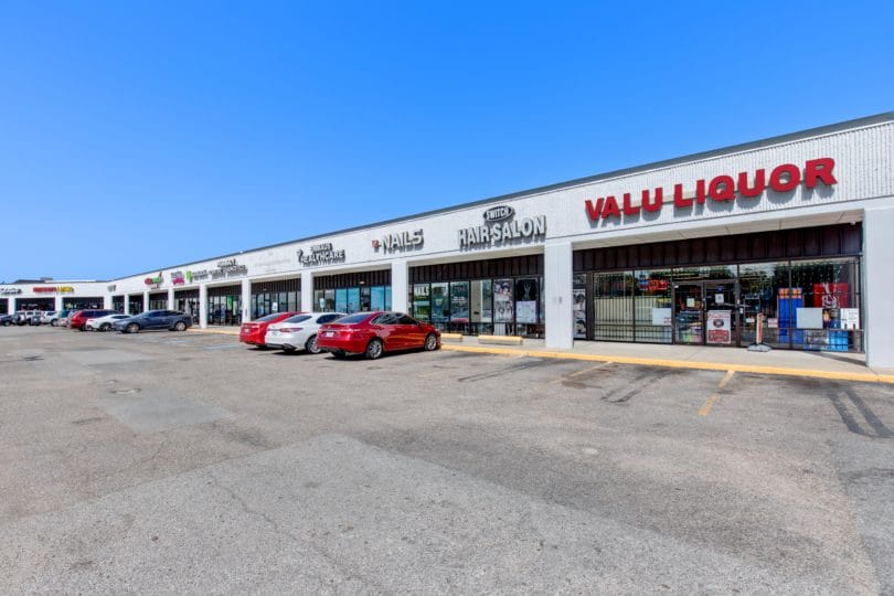 Fondren Road Plaza Shopping Center Gallery Image