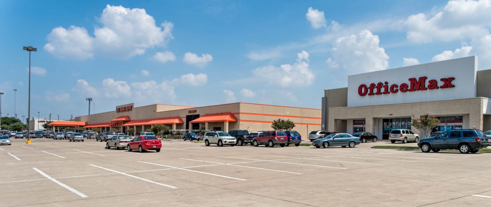 Cooper Street Plaza Shopping Center Banner Image