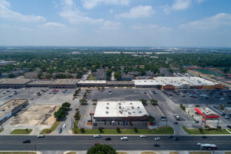 Walzem Plaza Shopping Center Gallery Image