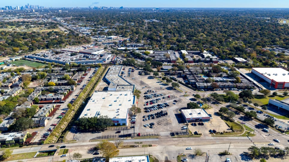 Fondren Road Plaza Shopping Center Gallery Image