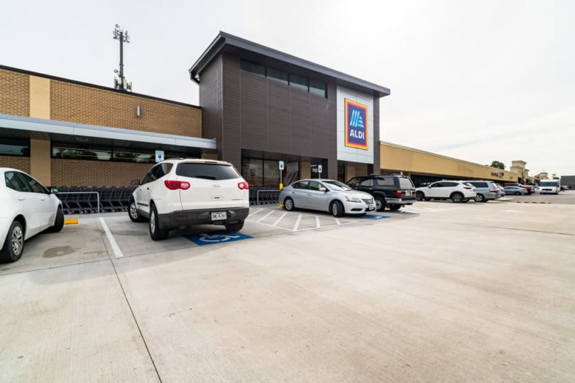 Garden Oaks Shopping Center Gallery Image