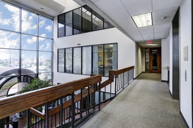 Timbercreek Atrium Gallery Image