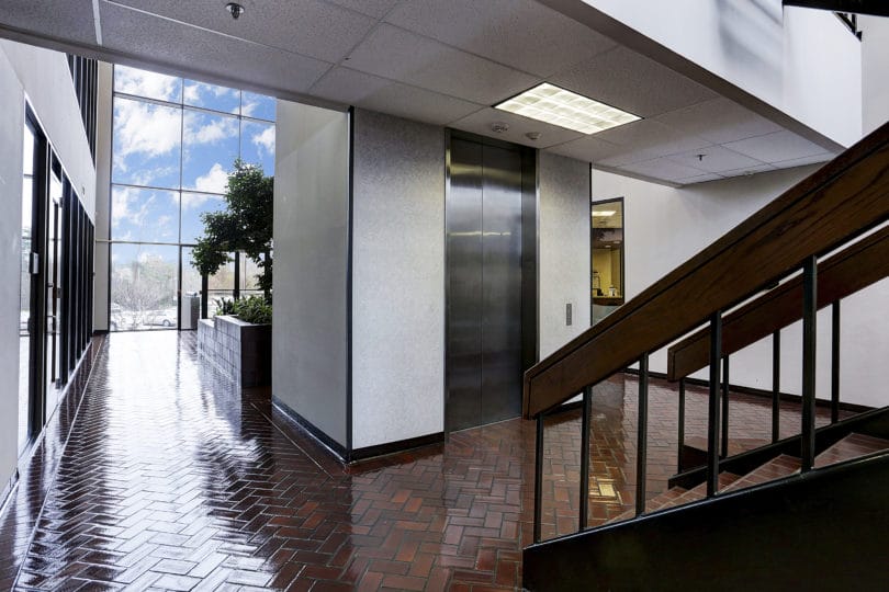 Timbercreek Atrium Gallery Image