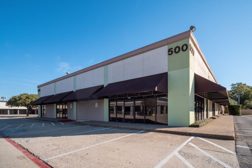 Promenade North Shopping Center Gallery Image