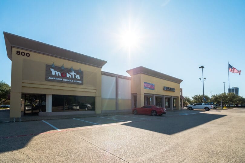 Promenade North Shopping Center Gallery Image