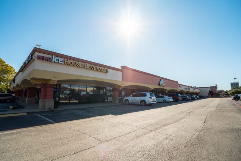 Promenade North Shopping Center Gallery Image