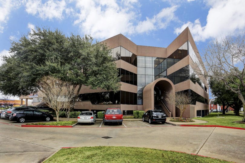 Timbercreek Atrium Gallery Image
