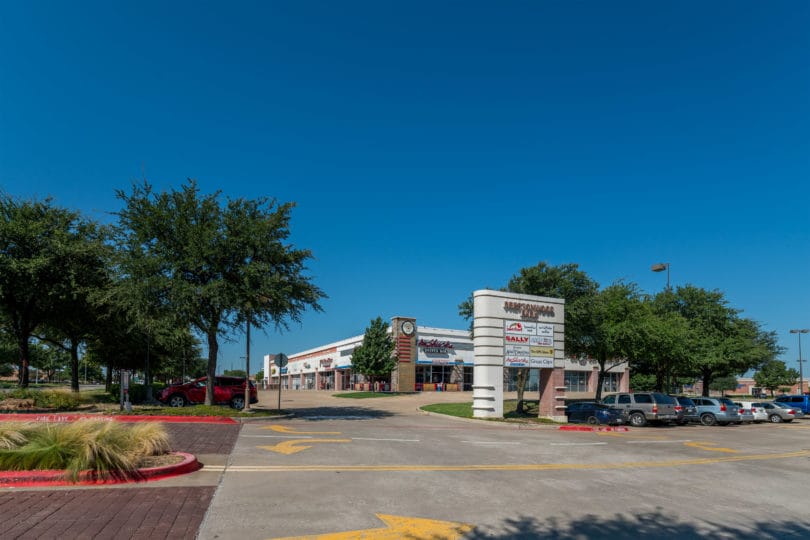 Prestonwood Park Shopping Center Gallery Image