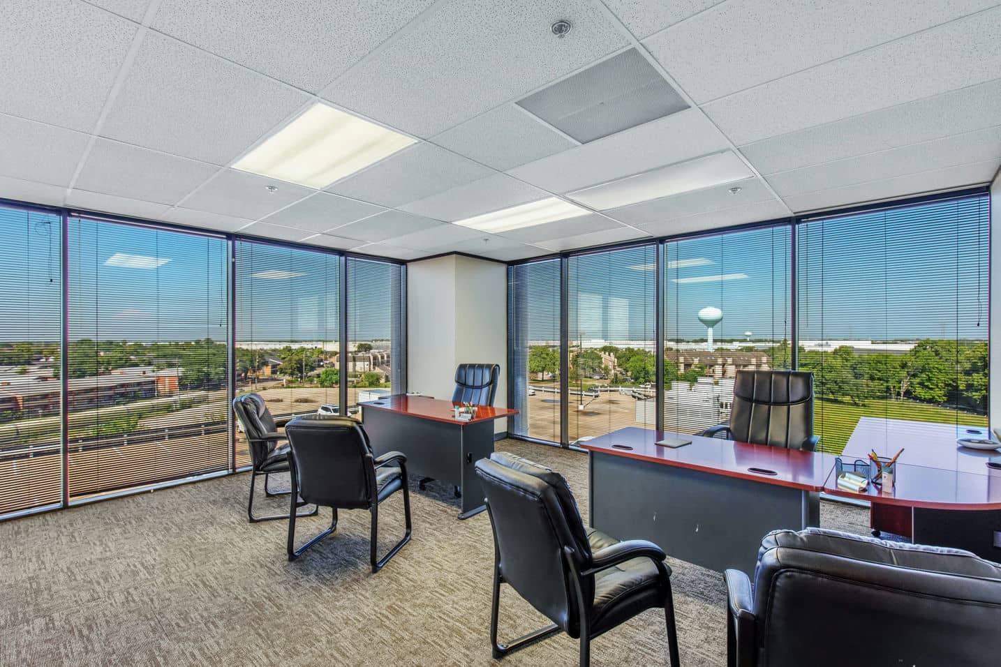 Office Hoteling A Guide to Hoteling Office Space Silver Star